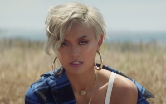 makna-lagu-overdose-agnez-mo