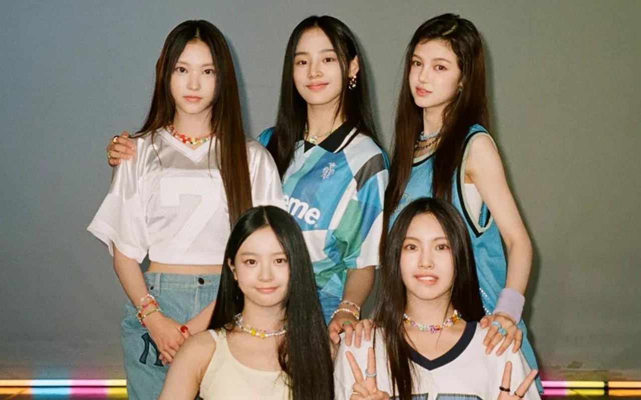 Single Debut Girlband Baru Puncaki Chart Musik Global