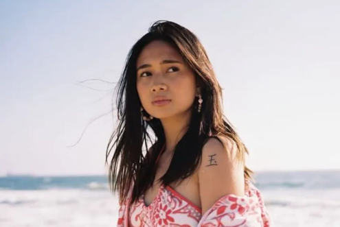 Makna Lagu Oceans & Engines – NIKI