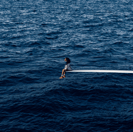 Makna Lagu Nobody Gets Me – SZA